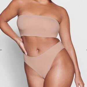 SKIMS Bandeau Bra Size L